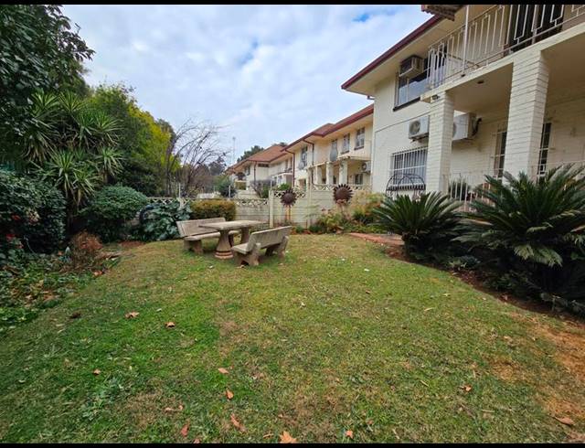 2 BEDROOM TOWNHOUSE FOR SALE IN THREE RIVERS